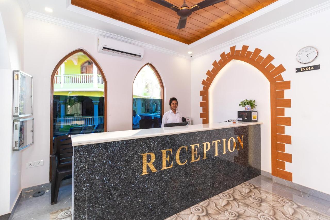 Larios Beach Holidays Resort バガ エクステリア 写真
