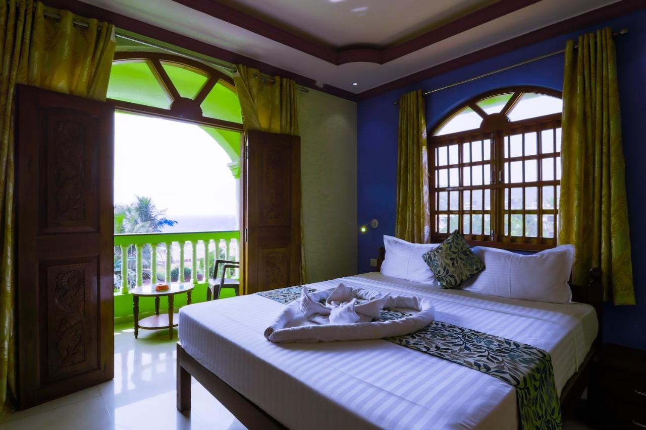 Larios Beach Holidays Resort バガ エクステリア 写真