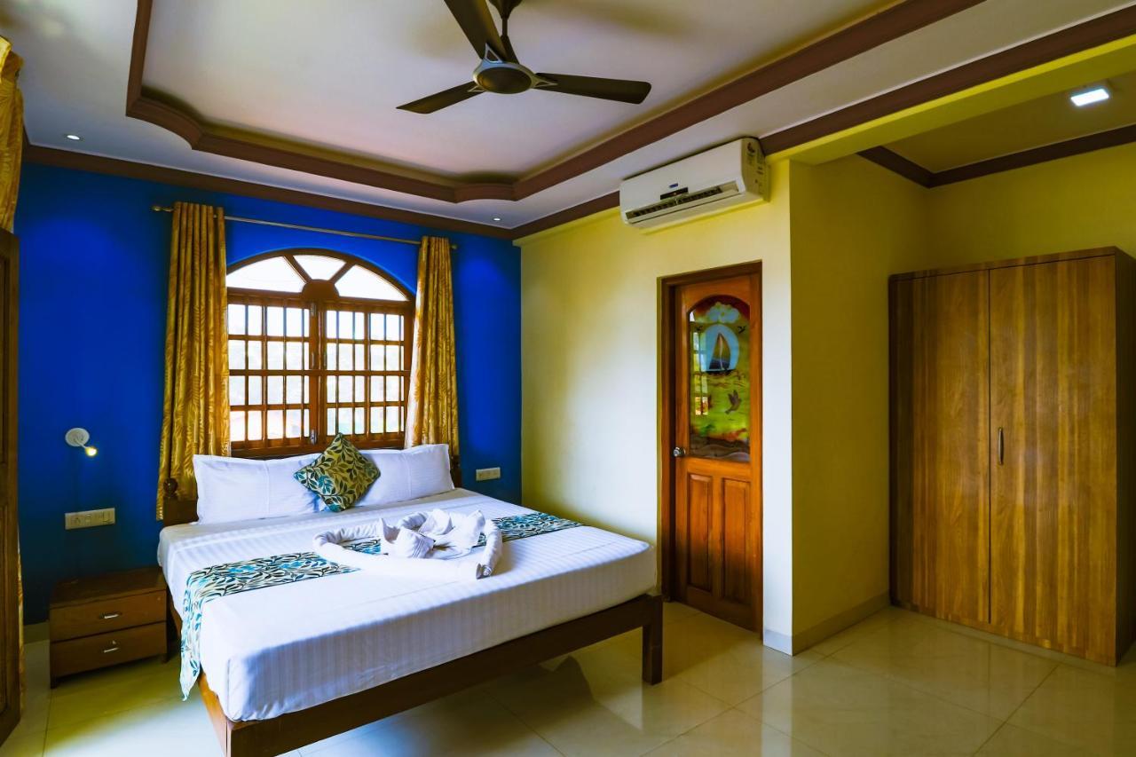 Larios Beach Holidays Resort バガ エクステリア 写真