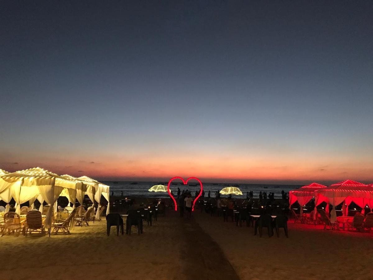 Larios Beach Holidays Resort バガ エクステリア 写真