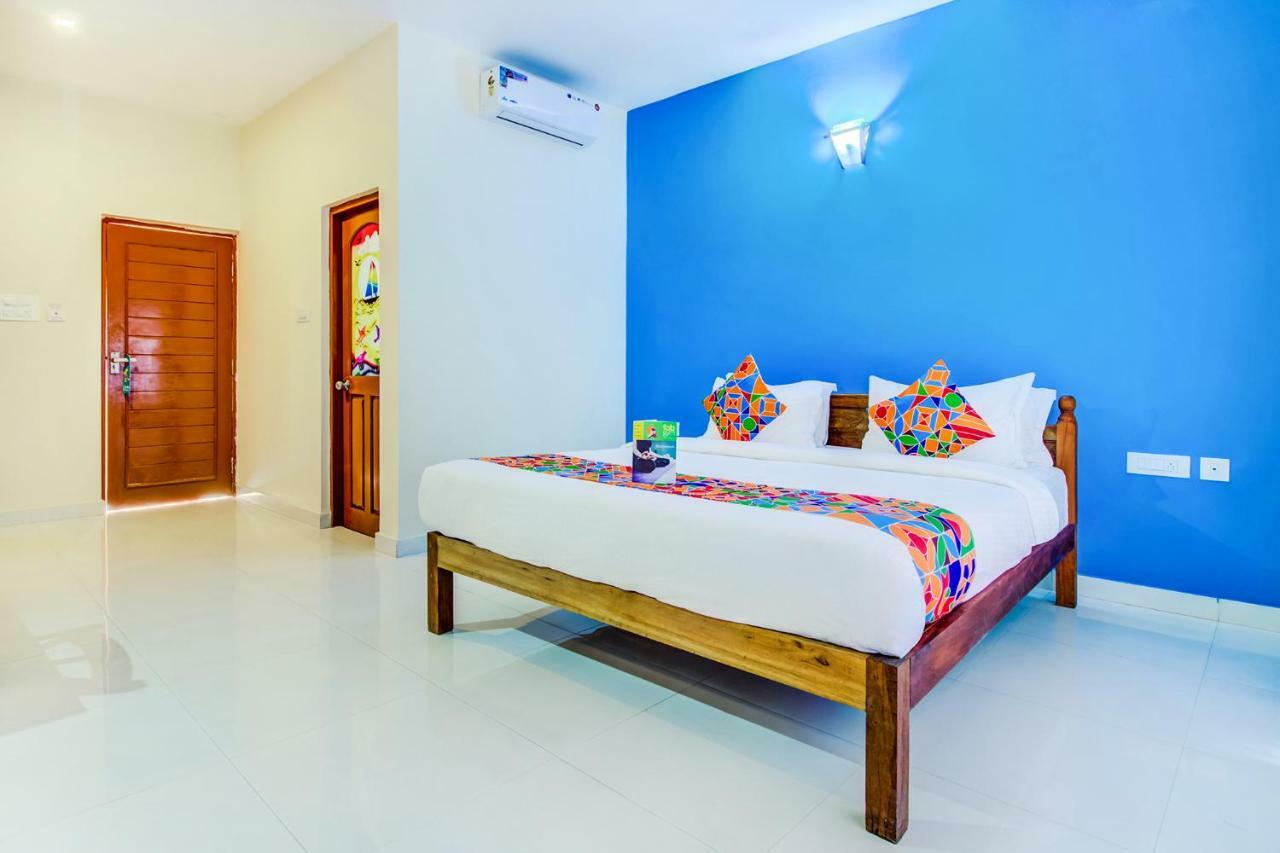 Larios Beach Holidays Resort バガ エクステリア 写真