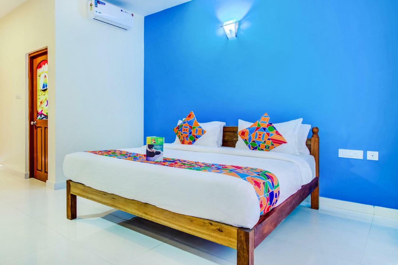 Larios Beach Holidays Resort バガ エクステリア 写真