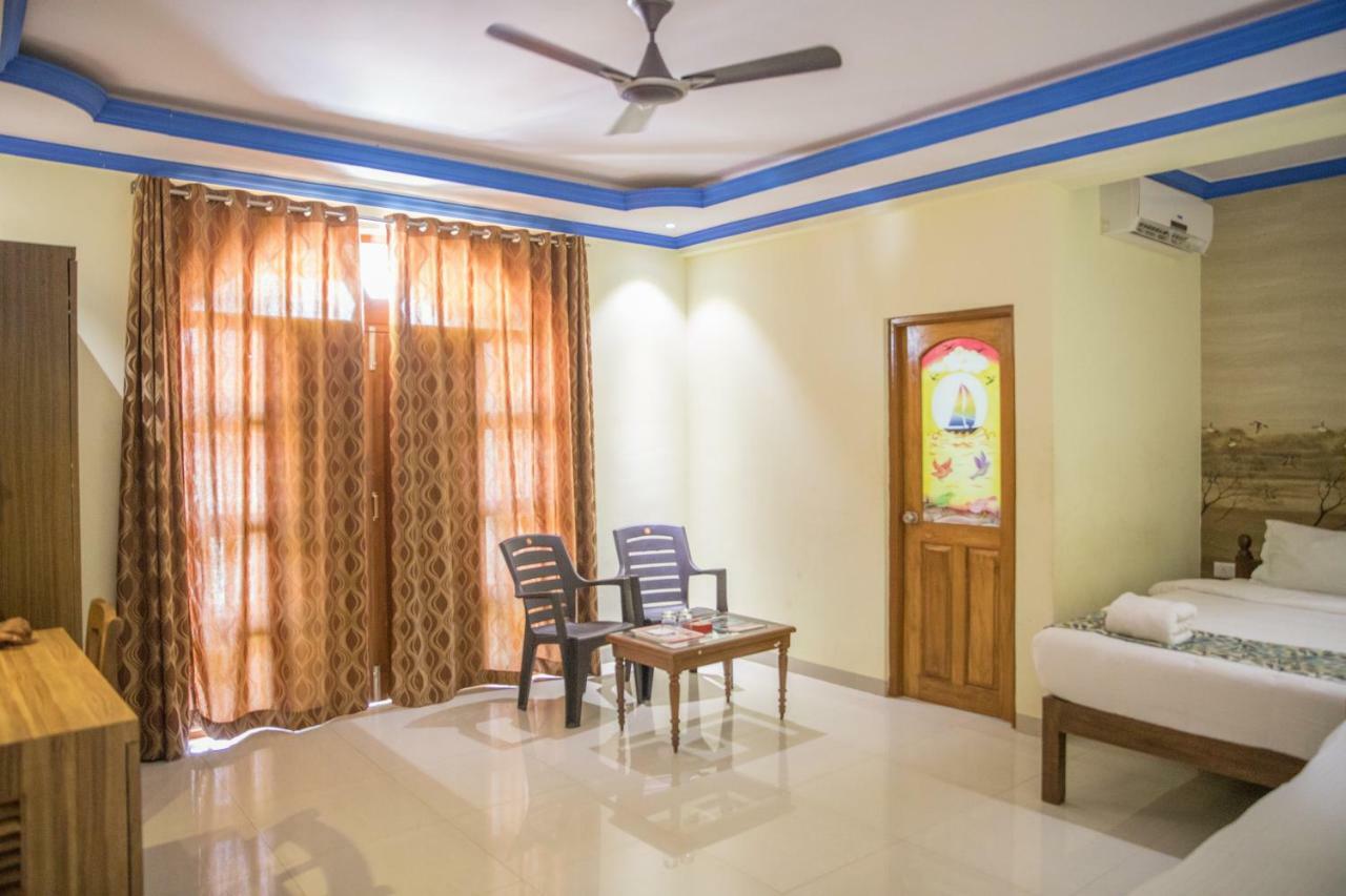 Larios Beach Holidays Resort バガ エクステリア 写真