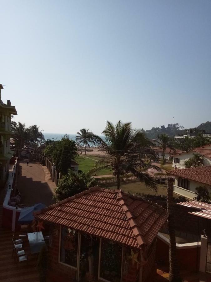 Larios Beach Holidays Resort バガ エクステリア 写真